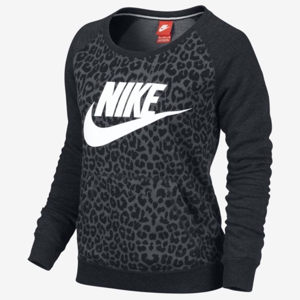 NIKE Cheetah Print Sweatshirt Kangaroo Pocket Jersey Crew Neck Size M Red Tag